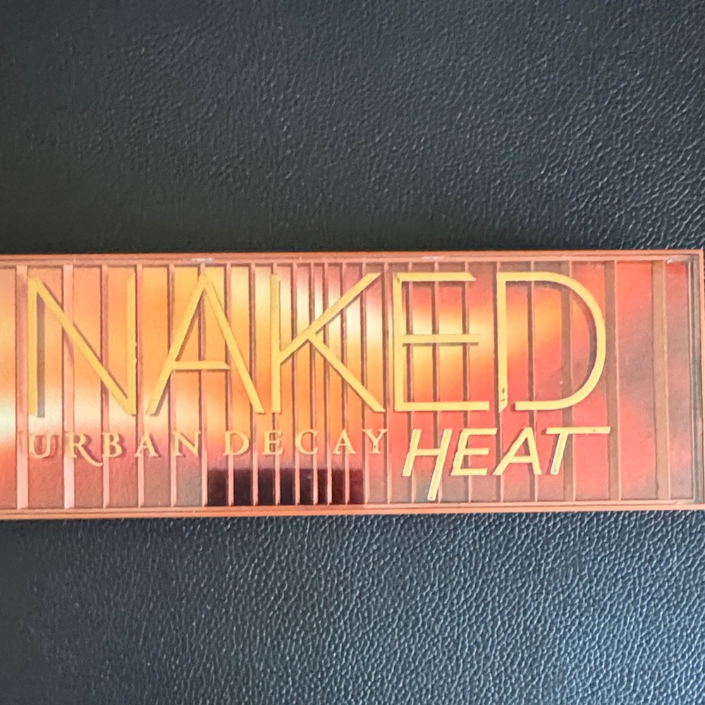 Urban Decay Naked Heat Palette — Copper & Burnt Orange Hues